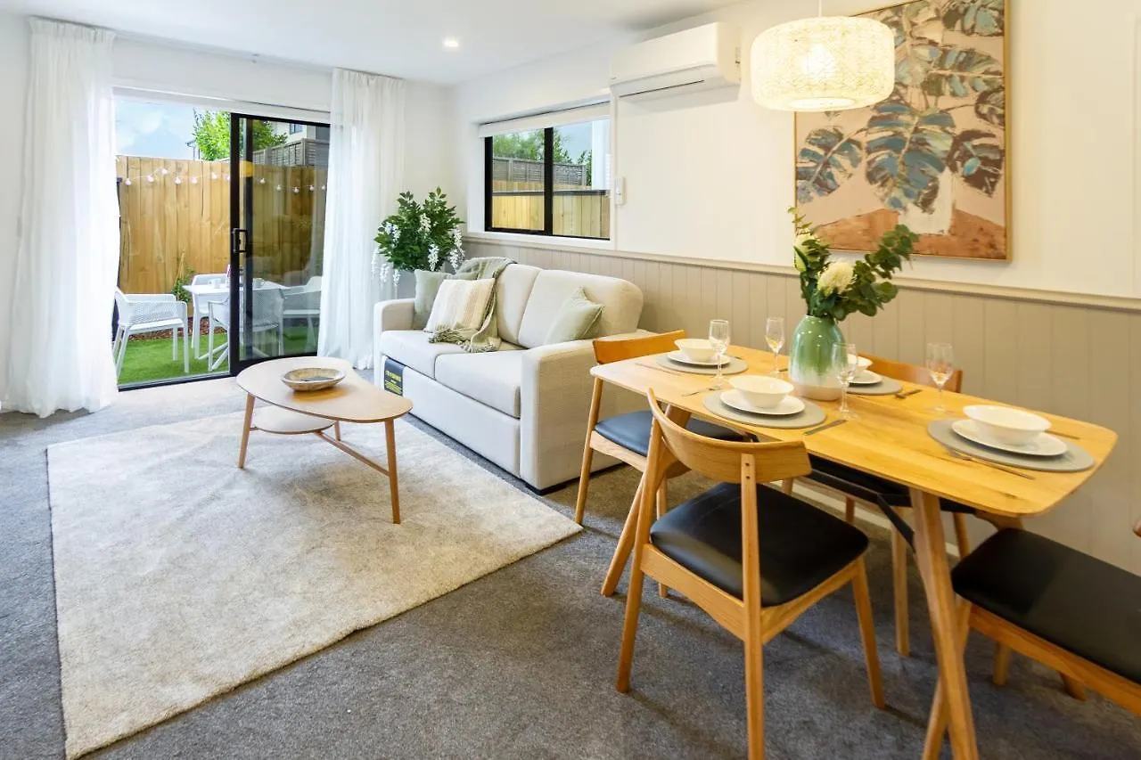 The Majestic Retreat 2 Bed 2 Bath Cbd Apartment Christchurch 0*,  New Zealand